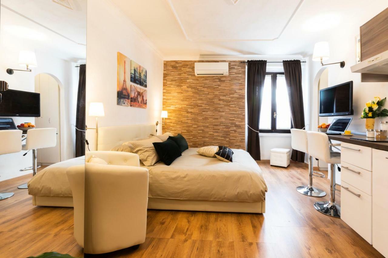 Smart Apartment - Milan Downtown ภายนอก รูปภาพ